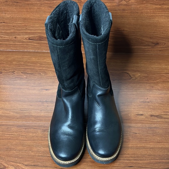 Clark Boots - Picture 5 of 6